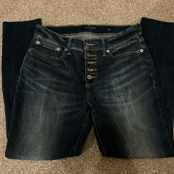 Lucky Jeans - Picture 1 of 6